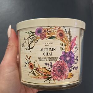 NWT Bath & Body Works Autumn Chai 3 Wick Candle